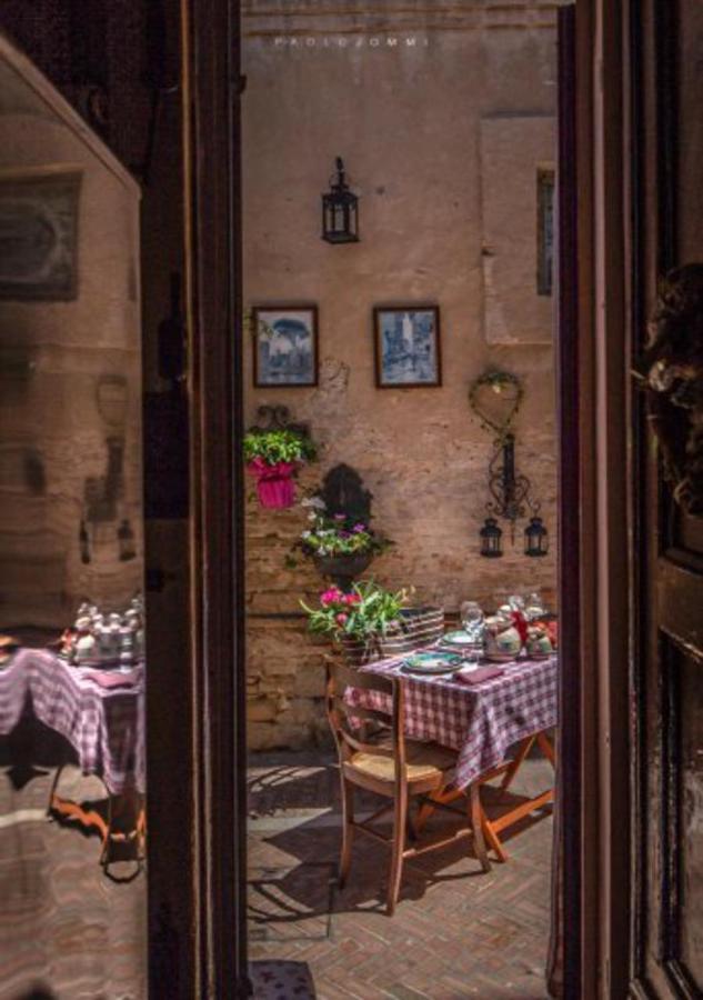 روكّا سان جيوفانّي Casa Isabella B&B المظهر الخارجي الصورة