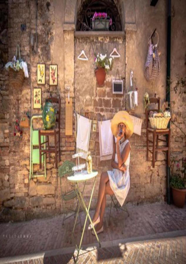 روكّا سان جيوفانّي Casa Isabella B&B المظهر الخارجي الصورة